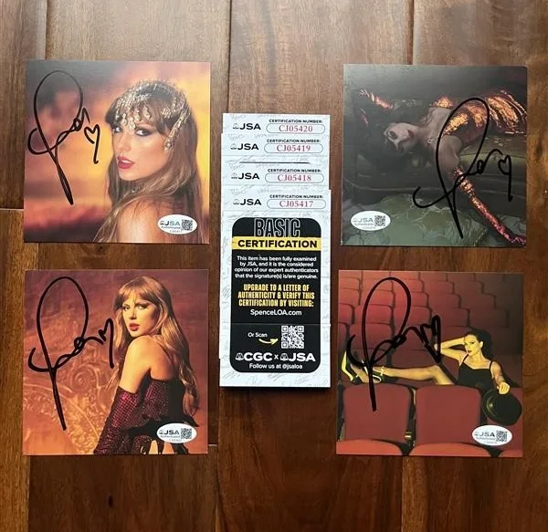 Taylor Swift Signed CD The Life of a Showgirl Signed Photo 1,2,3,4 - JSA BULK, image 2