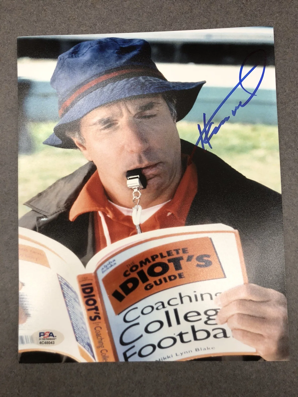 Henry Winkler — Henry Winkler The Waterboy Coach Reading signed 8x10 photo PSA/DNA Autographed