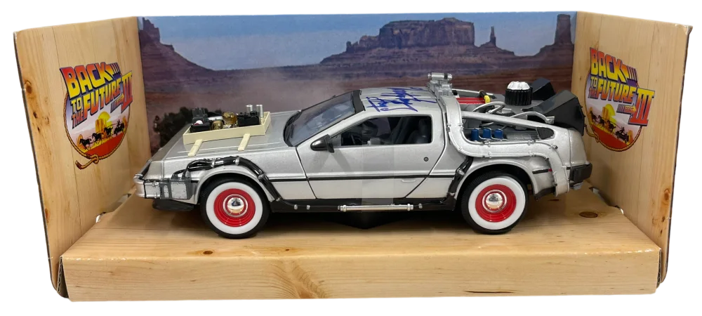 CHRISTOPHER LLOYD — Christopher Lloyd Signed Back to The Future 3 1:24 Delorean Diecast Beckett COA, image 2