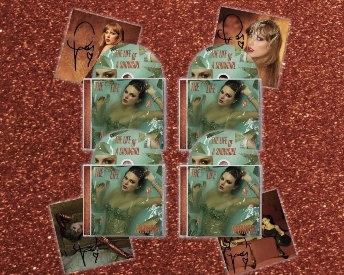 TAYLOR SWIFT Life Of A Showgirl Hand SIGNED CD Bundle Of 4 Autographed IN HAND, изображение 3