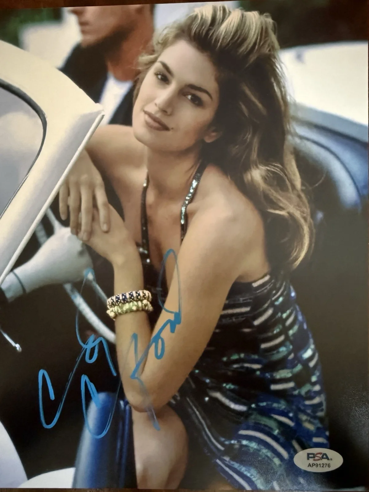 Cindy Crawford — Cindy Crawford Sexy Hand Signed In Person 8x10 Autograph Rare PSA/DNA COA, image 3