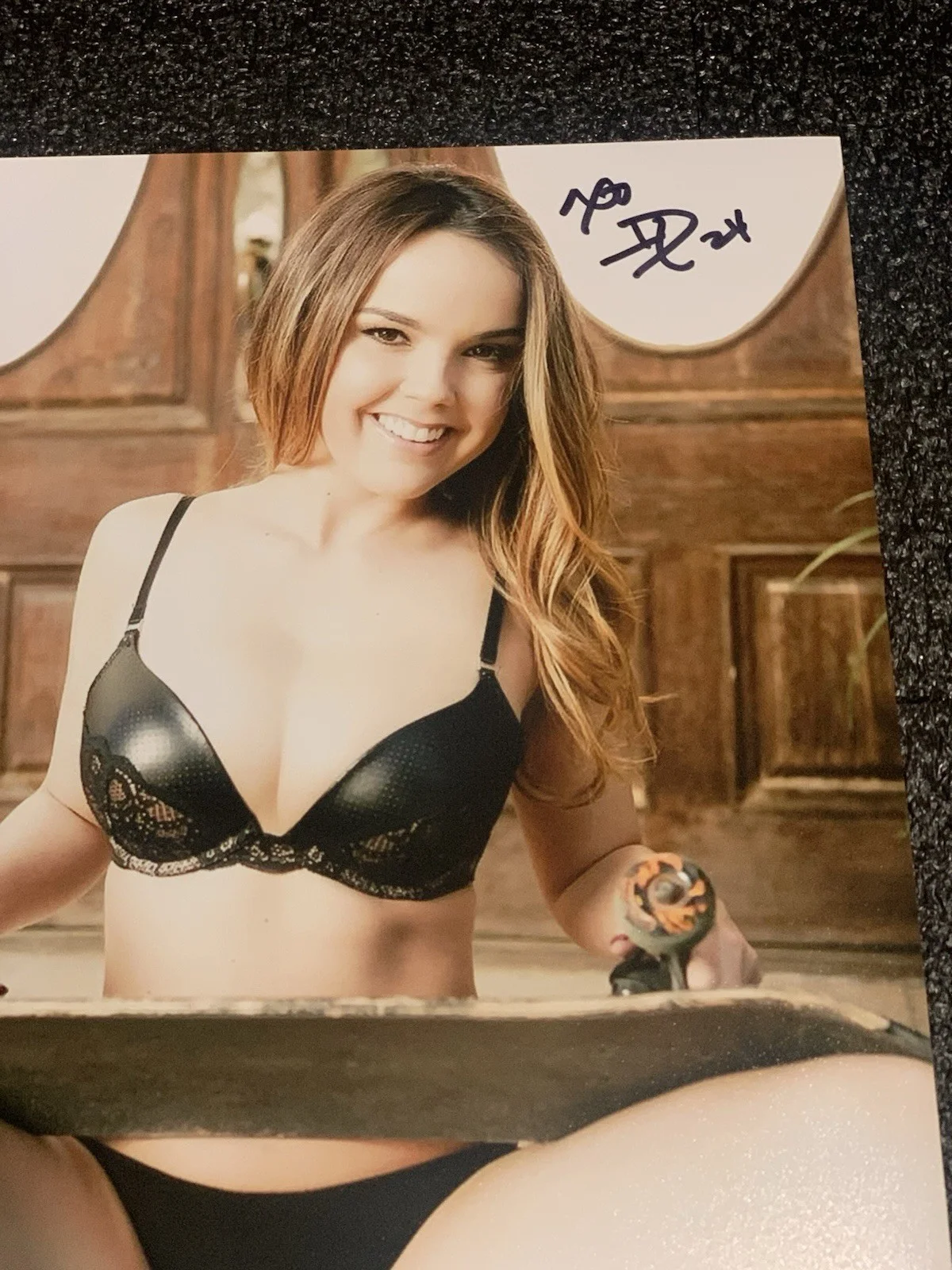 Dillion Harper — DILLON HARPER AUTO SIGNED ADULT MODEL BAS BECKETT PSA JSA GA ACOA ACOA LEAF, image 2