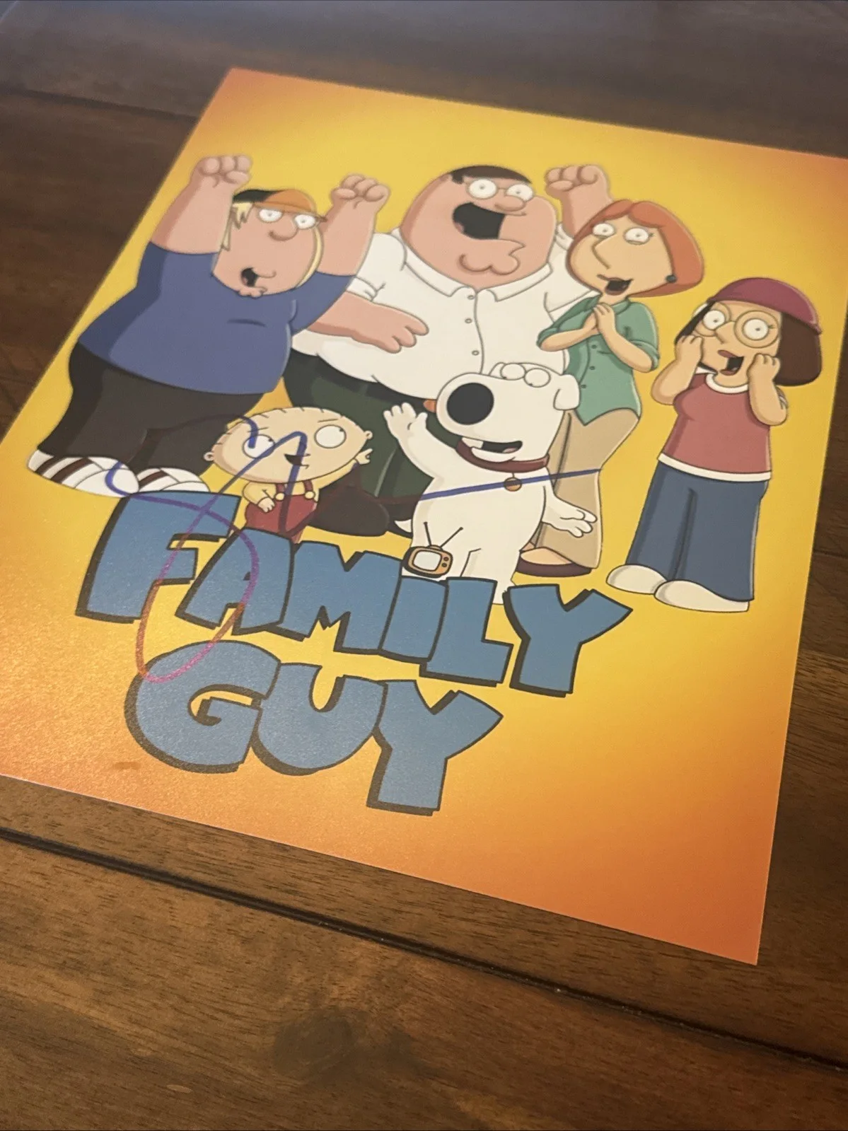 Seth MacFarlane — Seth MacFarlane Signed Family Guy 8x10 Iconic Photo Autographed w/COA & Hologram, image 4