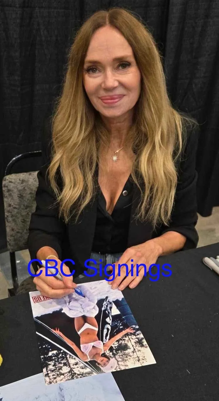 Vanessa Angel — Vanessa Angel Signed 8x10 Photo. Spies Like Us. Sexy. Beckett COA. Proof, image 2