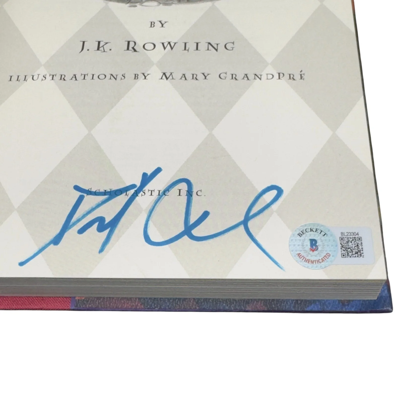 Daniel Radcliffe — Daniel Radcliffe Signed Harry Potter Sorcerer's Stone Book Autograph Beckett!, image 2