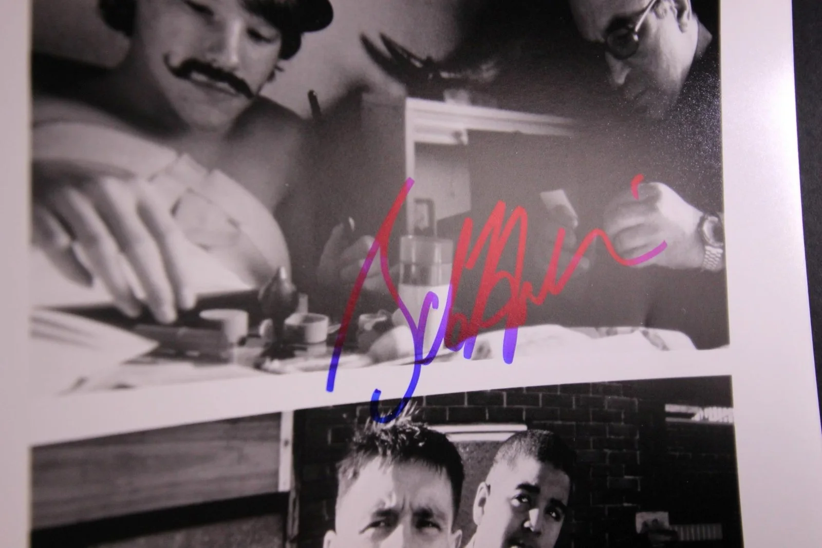 Bob Hoskins — BOB HOSKINS (1942-2014) (WHO FRAMED ROGER RABBIT) AUTOGRAPH PHOTO~, image 2