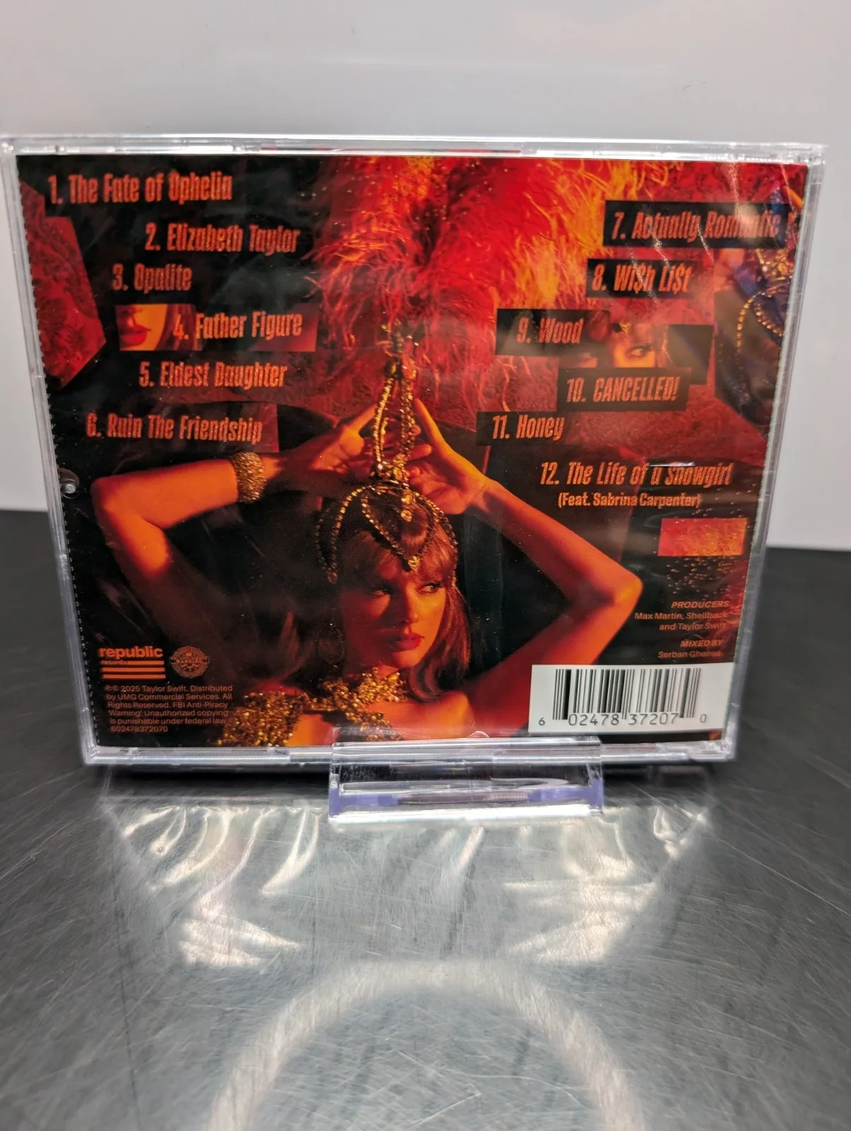 Taylor Swift The Life of a Showgirl CD With Hand Signed Photo 1 In Hand New, изображение 3