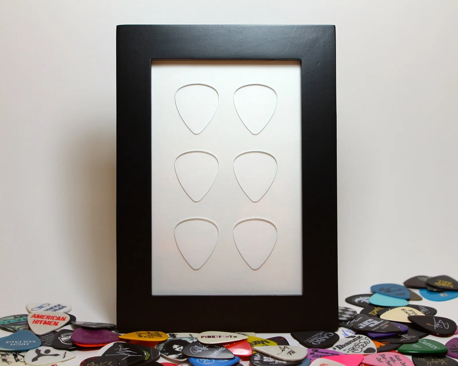 PLECTRUM SPECTRUM™ 4" x 6" Guitar Pick Display - CLEAR Vertical - FRAME INCLUDED, image 2