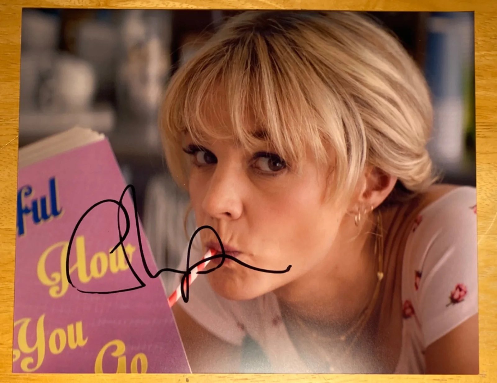 Hand SIGNED Carey Mulligan 10x8 Photo - Promising Young Woman Cassandra Thomas, image 2