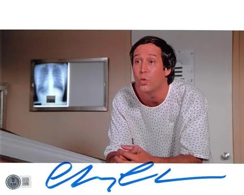 Chevy Chase — Chevy Chase Fletch Authentic Signed 8x10 Doctor Visit Photo BAS Witnessed, изображение 2