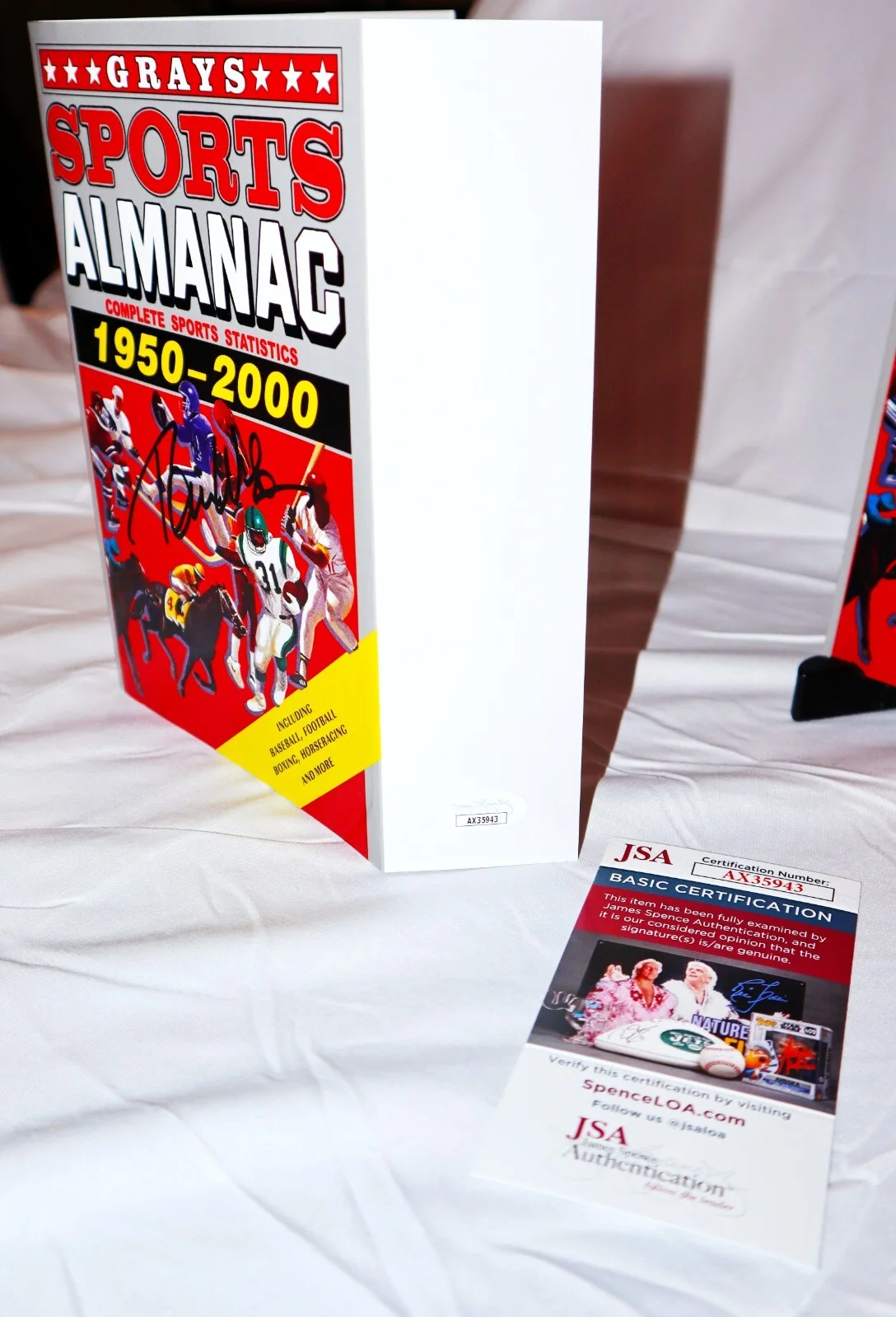 Tom Wilson — 🏫🔥 Tom Wilson Back To The Future 2 Signed Grays Sports Almanac Biff JSA PSA, image 5
