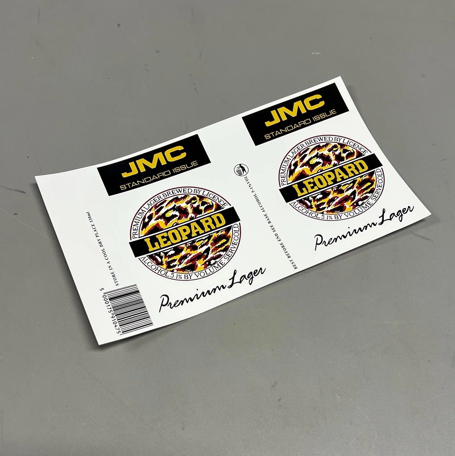 Red Dwarf Leopard Lager Label Sticker Replica Prop, изображение 2