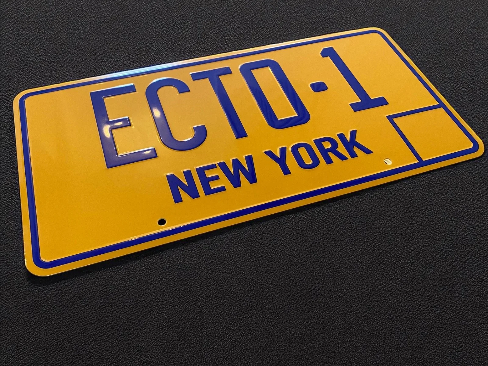 Ghostbusters ECTO-1 Prop License Plate Embossed on Aluminium: Size 300mm x 150mm, image 3