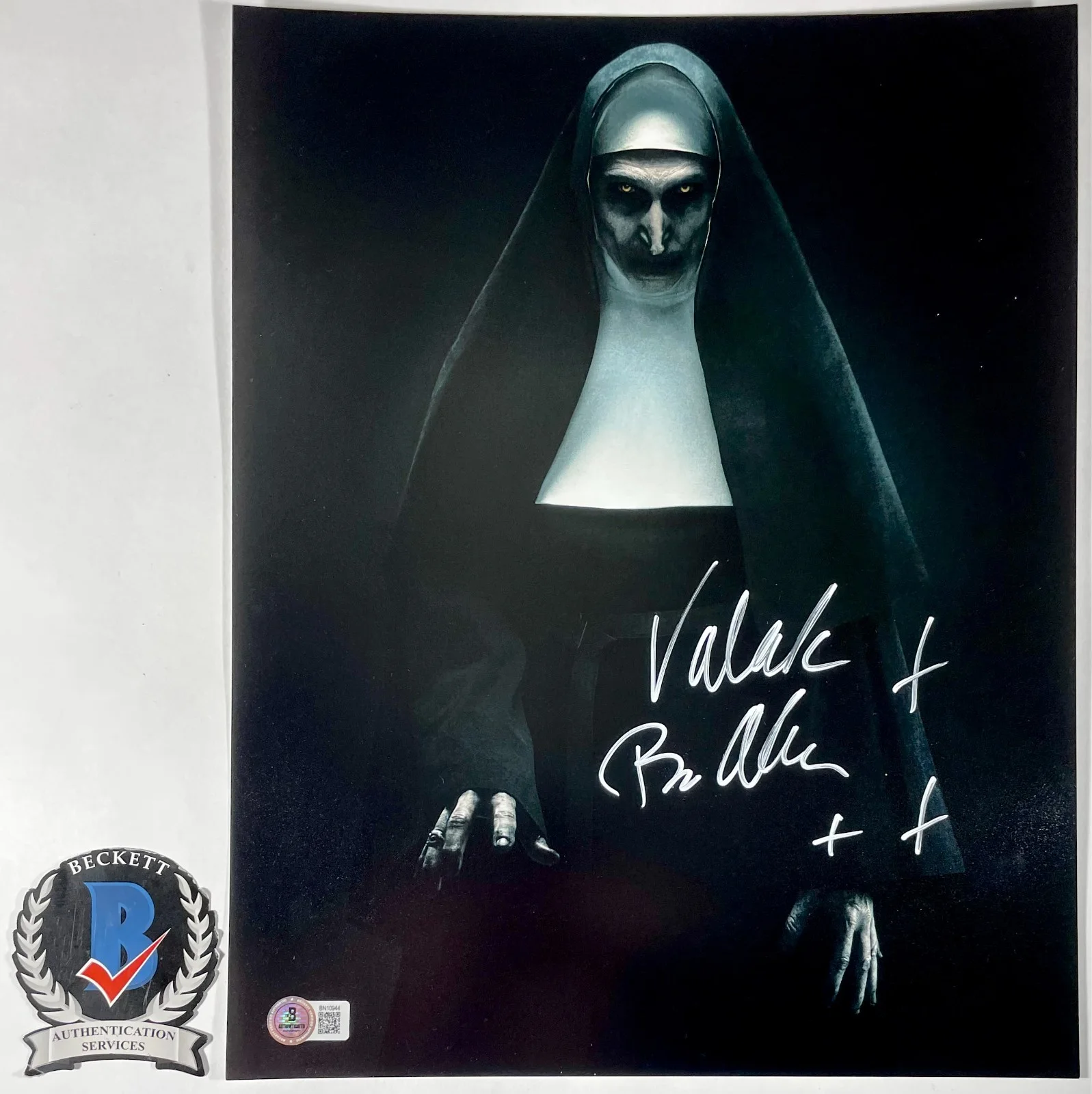Bonnie Aarons — Bonnie Aarons Signed The Nun Valak 11x14 Photo Autograph Conjuring 2 JSA COA