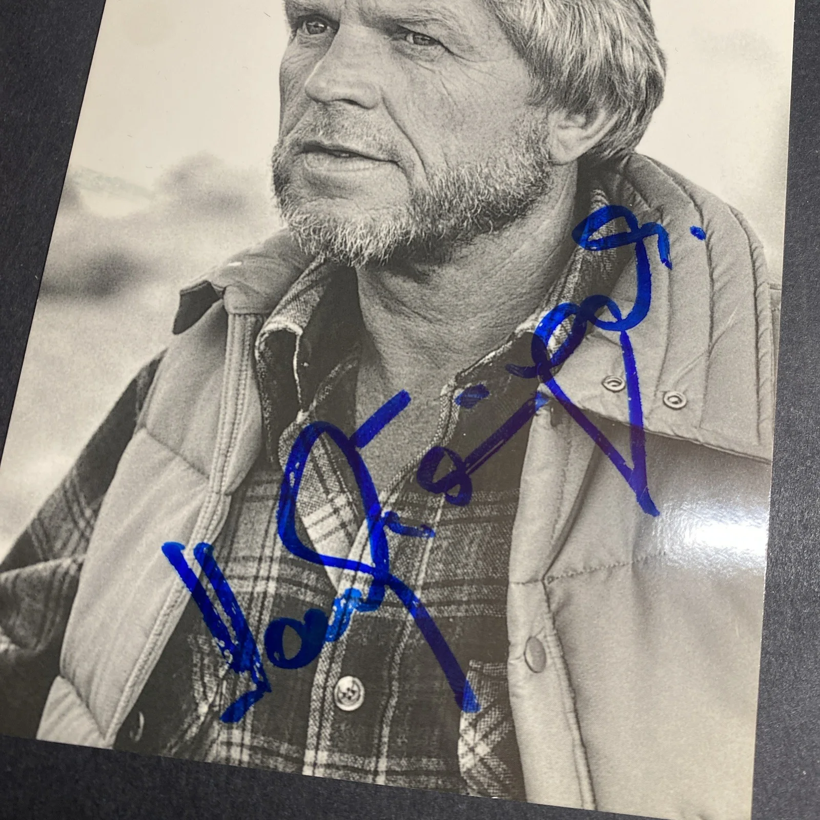 Hardy Kruger: Hand Signed Celebrity Photograph 4 x 6 Inches / KSK, изображение 2