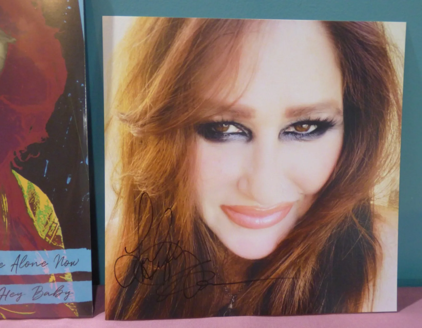 TIFFANY I Think We're Alone Now with Signed Art Card Blue 12" Vinyl Single, image 3
