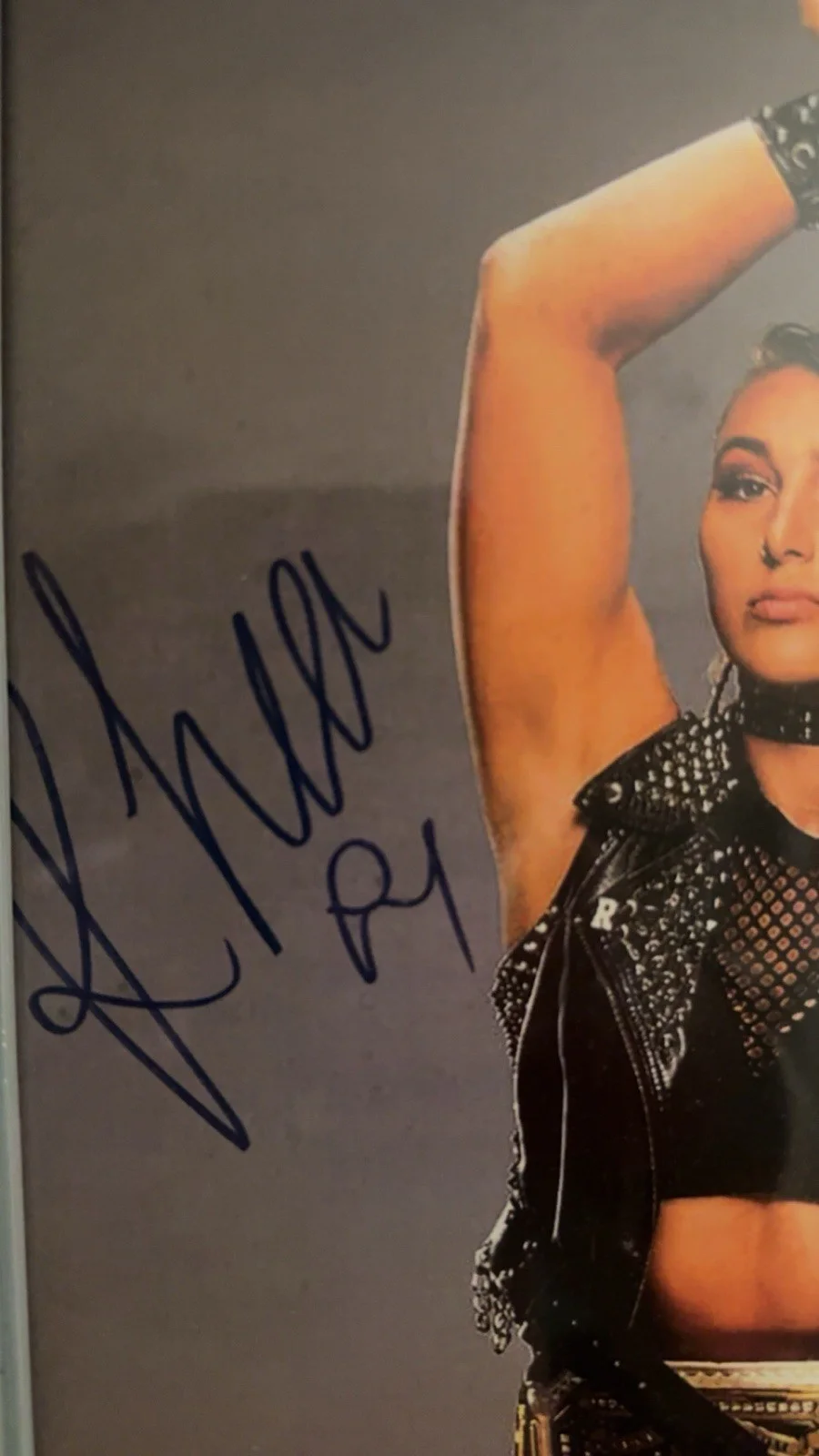 Singed Reach Ripley 8/10 With Coa, image 3