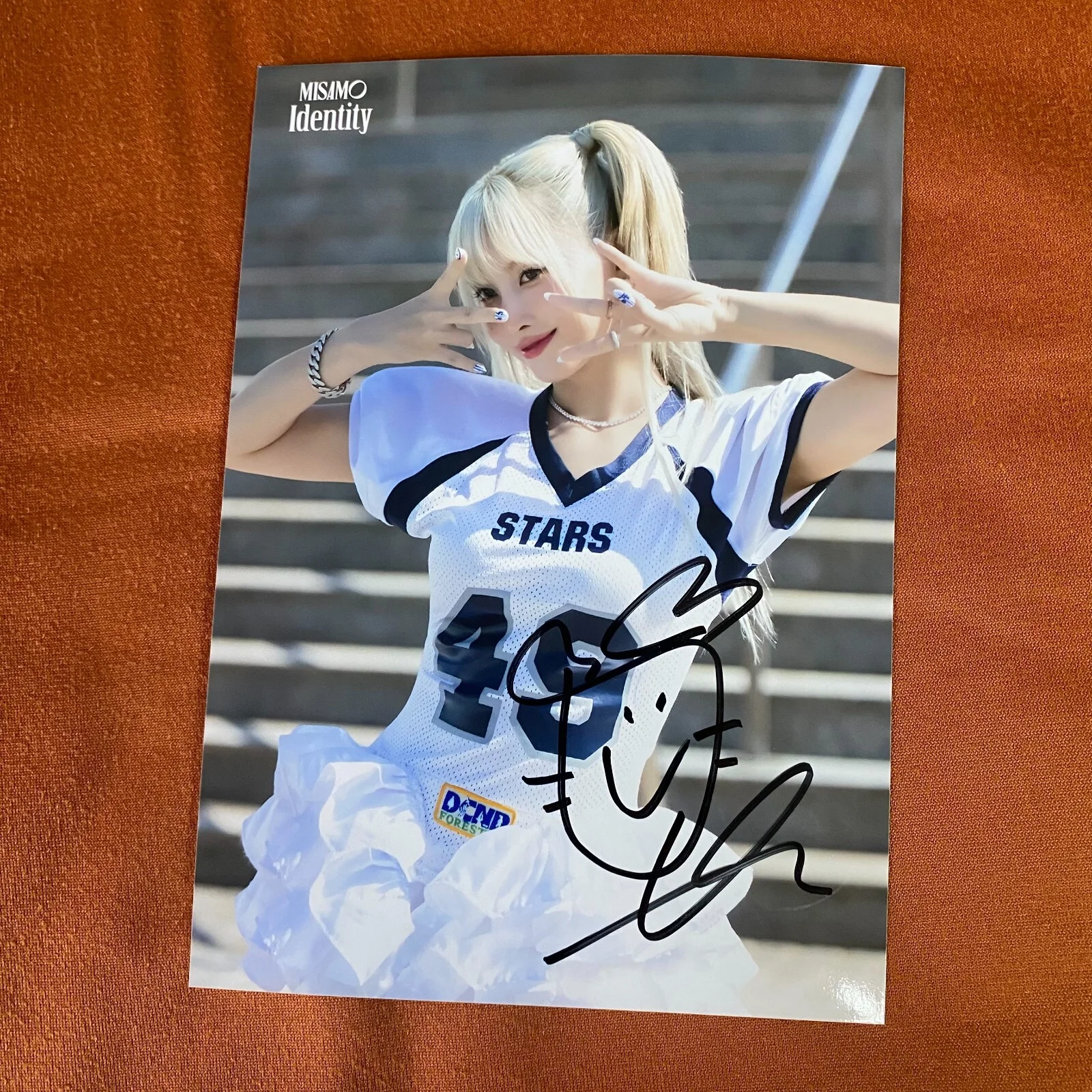TWICE MOMO Autographed Signed Photo MISAMO IDENTITY K-POP Collection 5*7 2024, image 4
