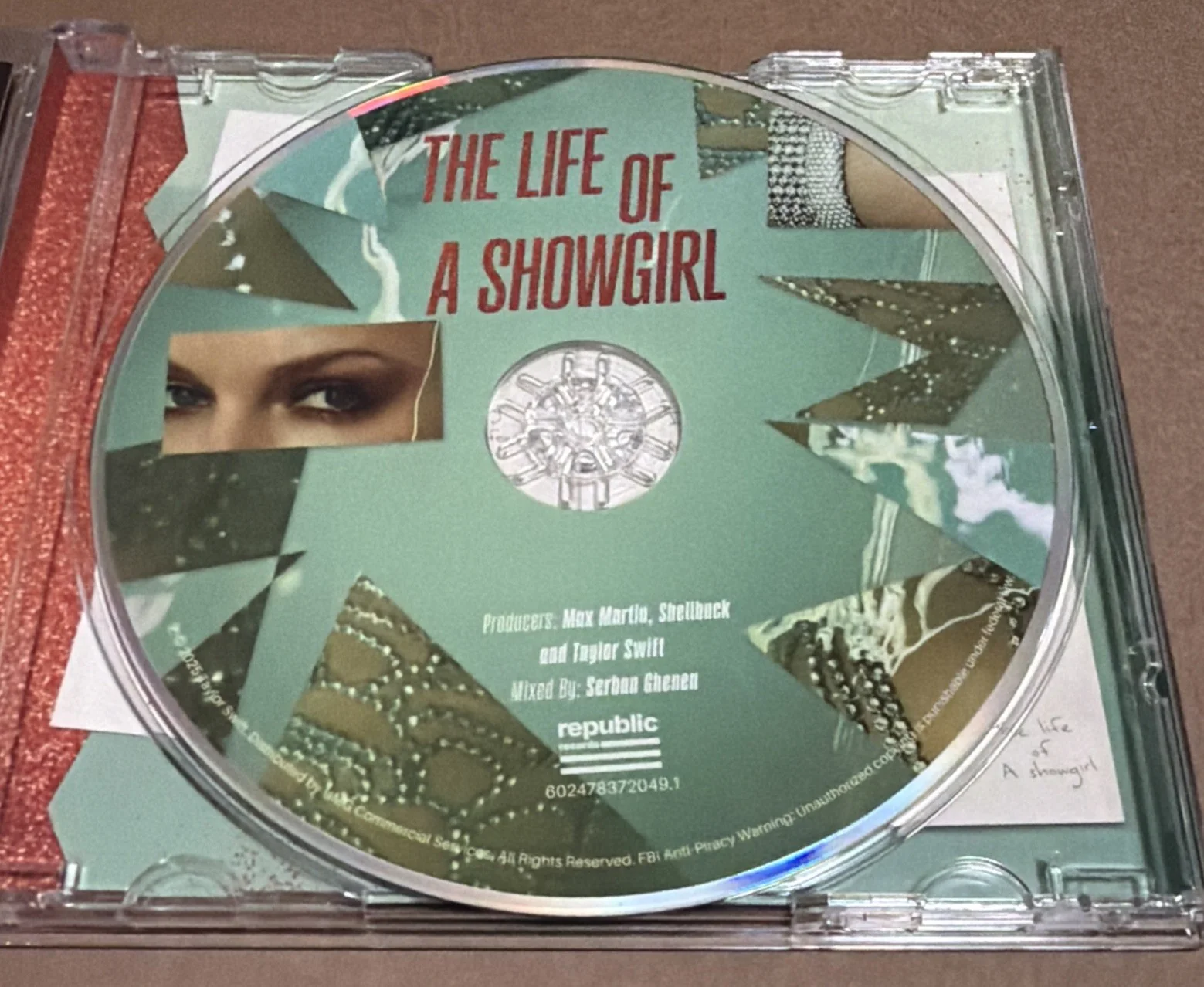 The Life of a Showgirl CD + Hand Signed Photo 4 FAST SHIP, image 3