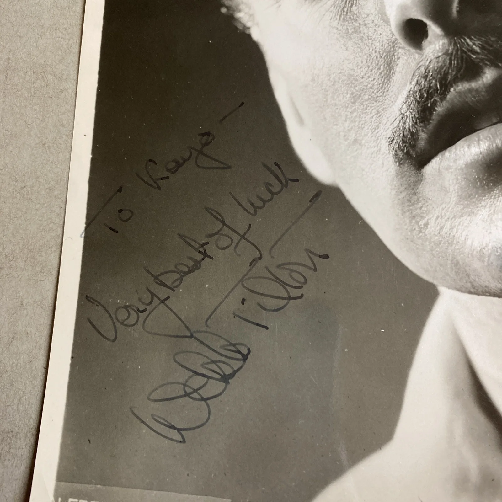 Alfredo Valente: Hand Signed Celebrity Photograph 8 x 10 Inches / KSK, изображение 2