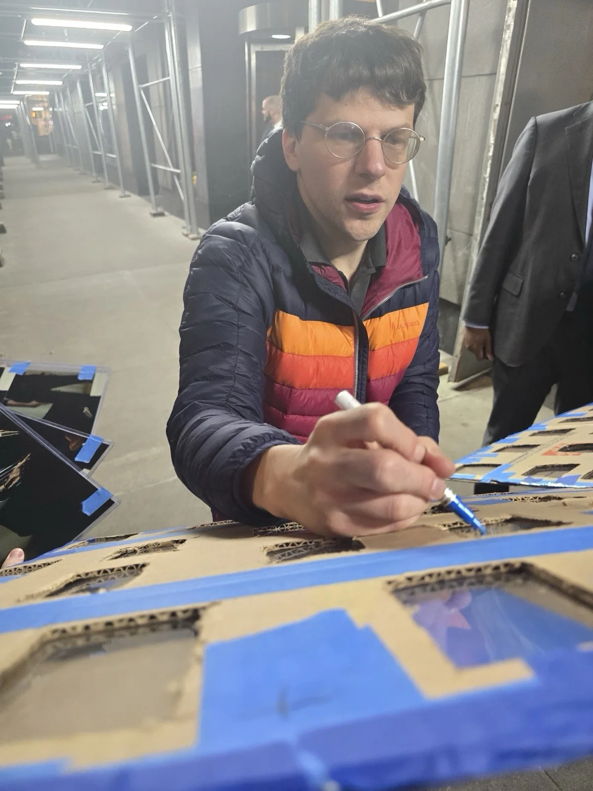 Jesse Eisenberg SIGNED BLUE Mega Movie Star FUNKO POP Window Replacement W/ COA, image 4