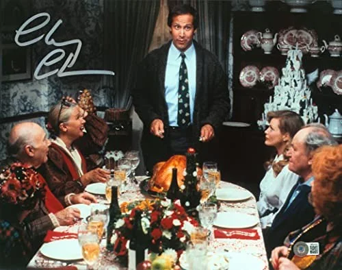 Chevy Chase — Chevy Chase Christmas Vacation Signed 11x14 Horizontal Photo w/ Silver Sig BAS, image 2