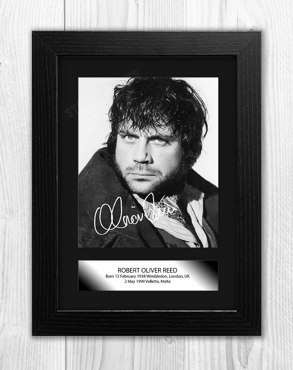 Oliver Reed A4 signed photograph poster Choice of frame, image 3