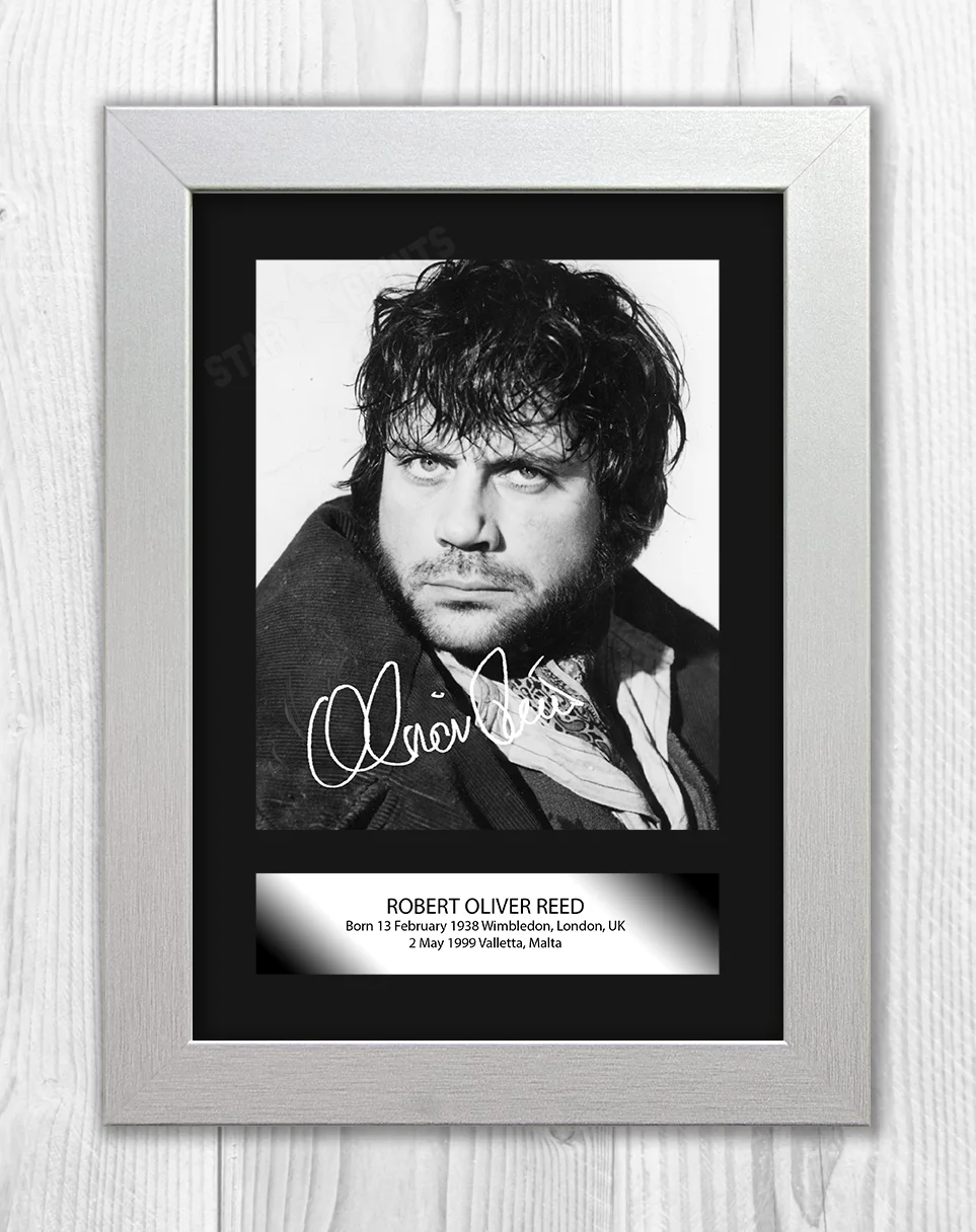 Oliver Reed A4 signed photograph poster Choice of frame, image 4