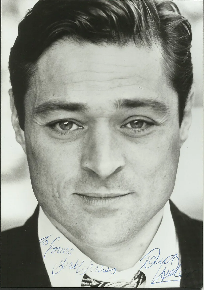 (TCB3) ORIGINAL GENUINE HAND SIGNED AUTOGRAPHS ON PHOTOS TV FILM MUSIC, image 5