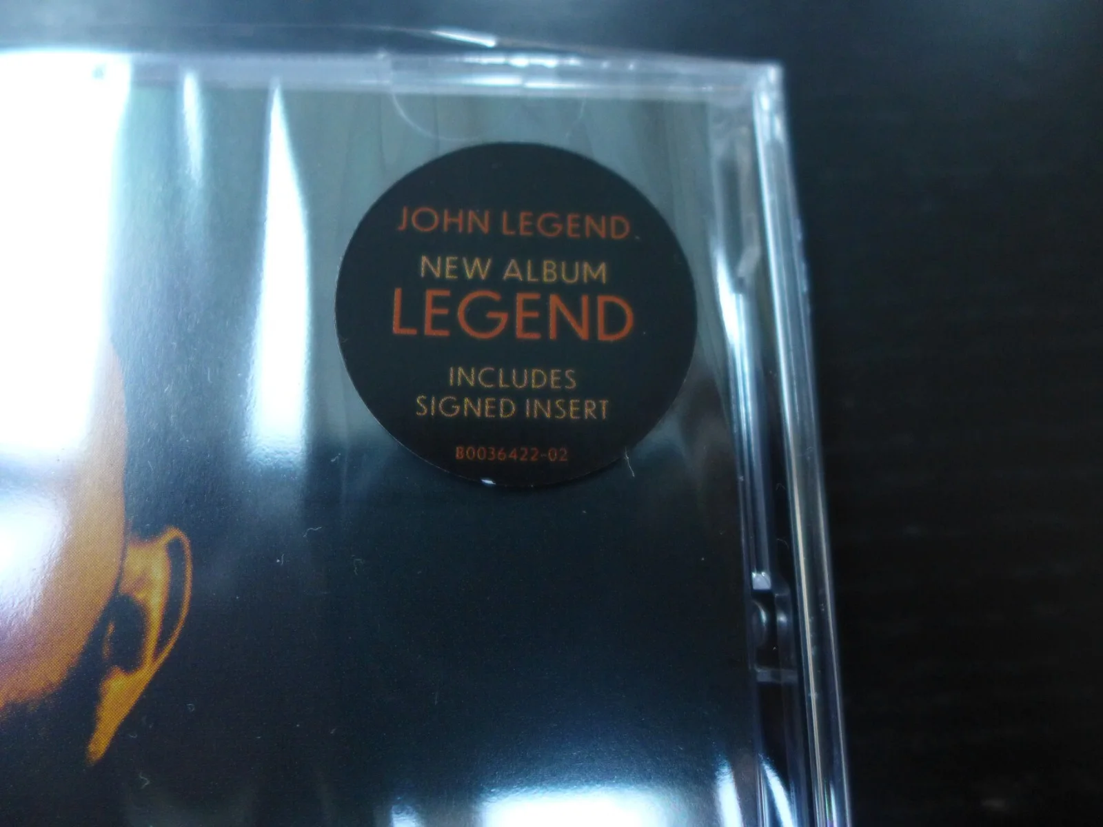 JOHN LEGEND - AUTOGRAPHED "LEGEND" SIGNED INSERT IN NEW SEALED CD 2022, image 2