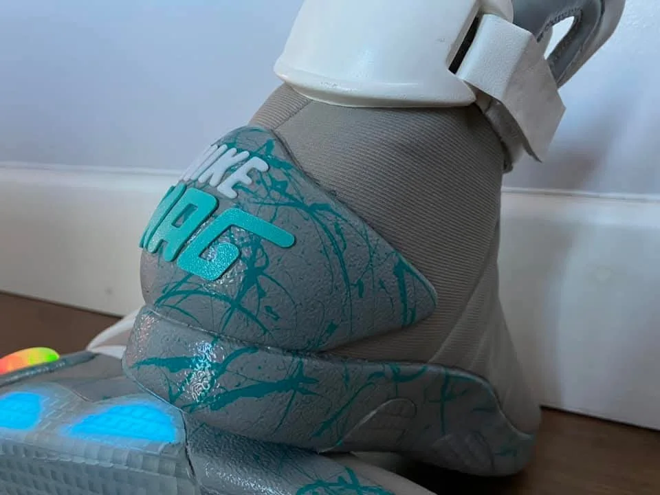 Back to the Future - Mag Upgrade Swoosh & Decals - Shoes Not Included, изображение 2
