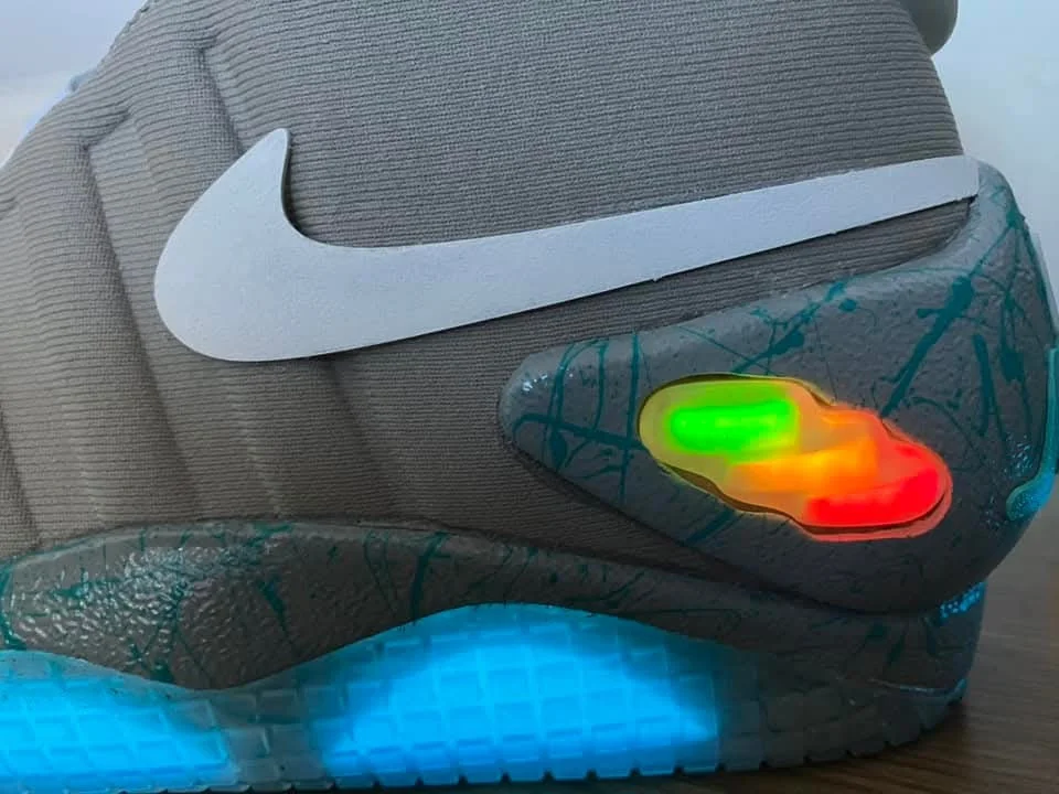 Back to the Future - Mag Upgrade Swoosh & Decals - Shoes Not Included, изображение 5