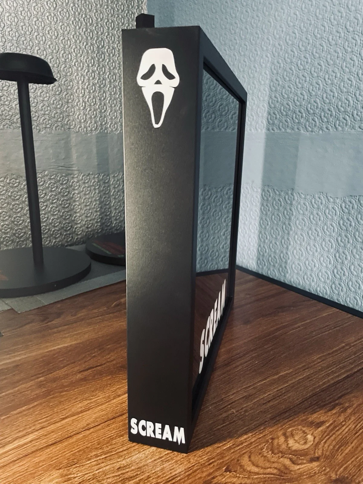 Scream/Ghostface Display Box for Your Scream Mask Brand New, image 3