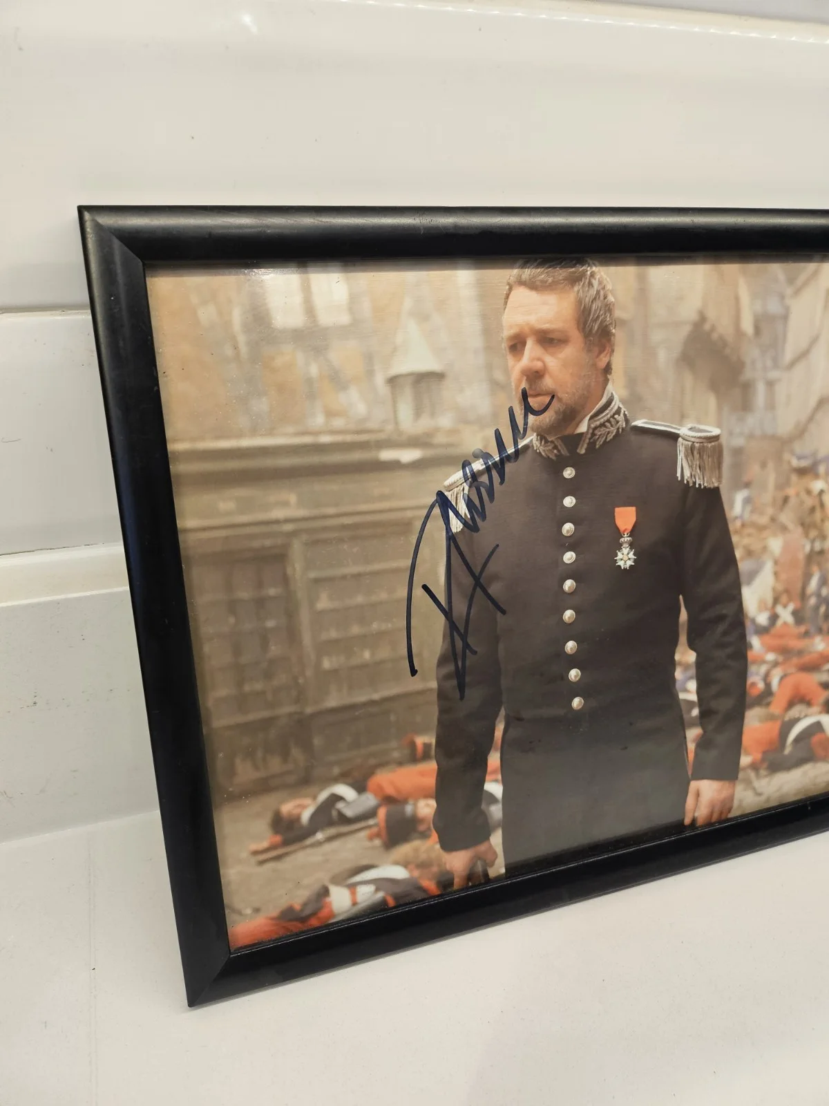Russell Crowe — Autograph of Russell Crow., image 3