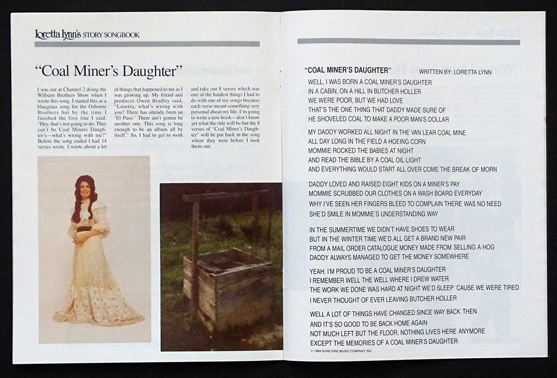 1980's Vintage LORETTA LYNN Signed AUTOGRAPH Concert SONG LYRIC Photo Book / COA, изображение 5