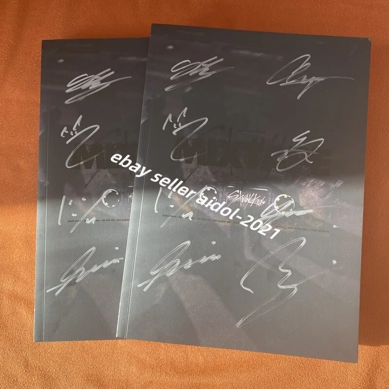 Stray Kids MIXTAPE ALBUM Official Signed With photo cards Limited K-POP 2023A, image 3