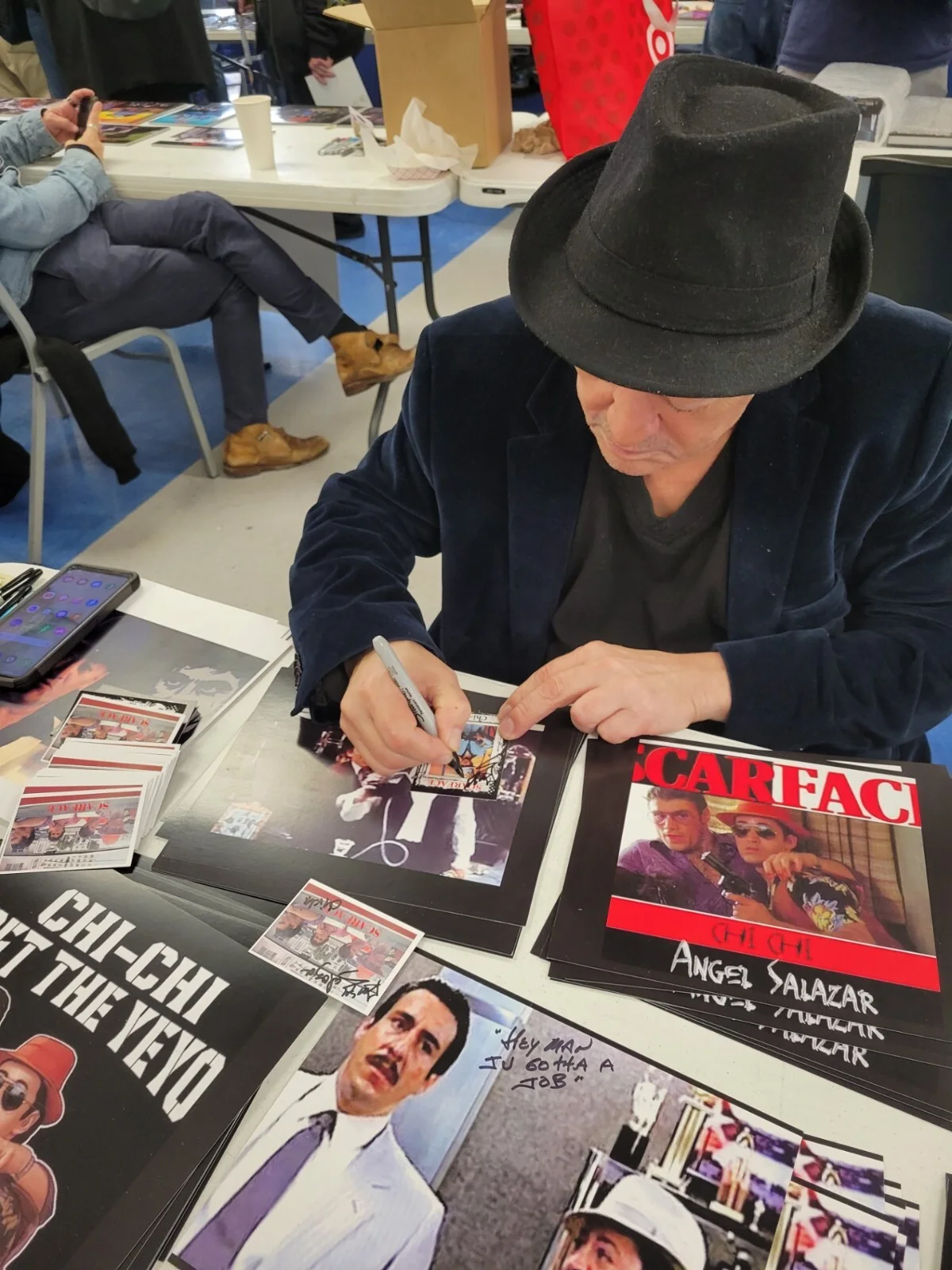 Angel Salazar — Angel Salazar Chi Chi signed SCARFACE 8x10 photo Al Pacino, image 2