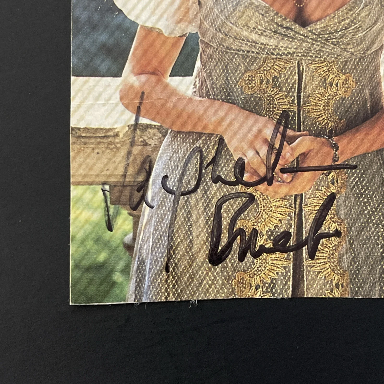 JAQUELINE BISSET: Hand Signed Celebrity Photo 3 x 6” / KSK, image 2