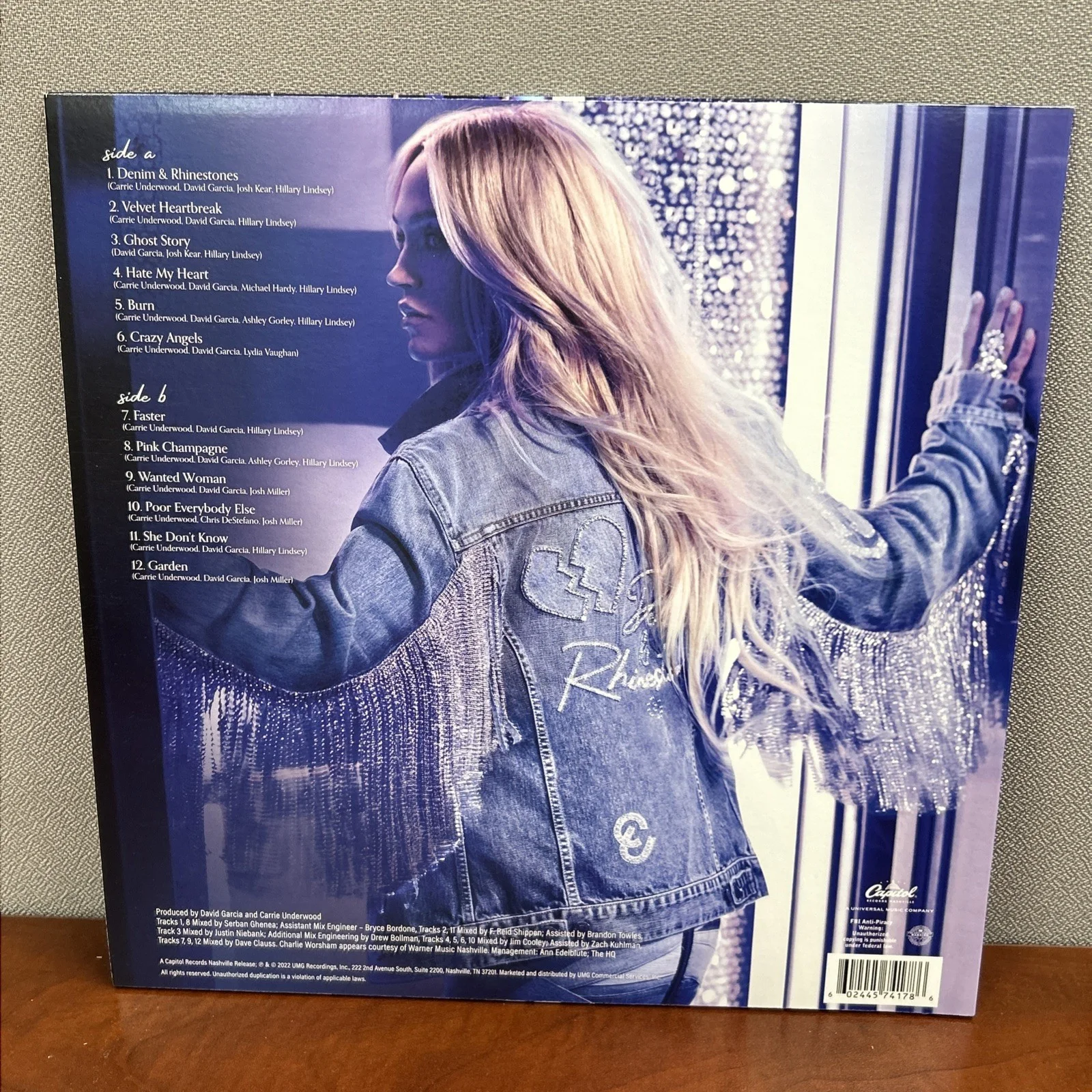 Carrie Underwood Denim & Rhinestones Signed Record Vinyl LP NEW Autographed, изображение 3