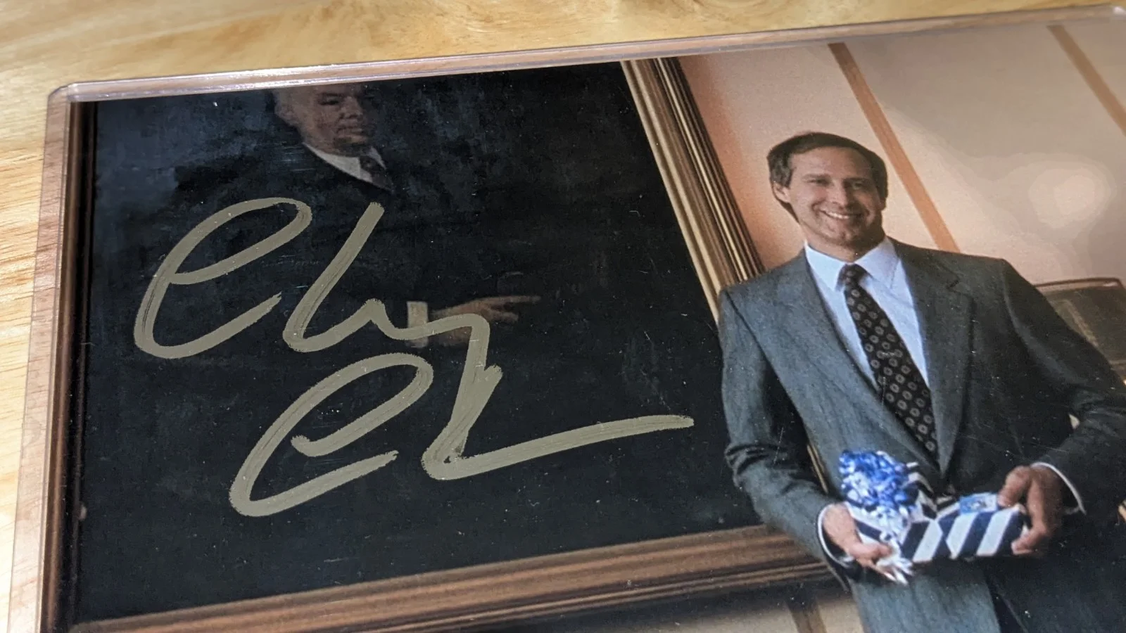 Chevy Chase — Chevy Chase Christmas Vacation Signed 8x10 Photo Beckett Certified, image 2