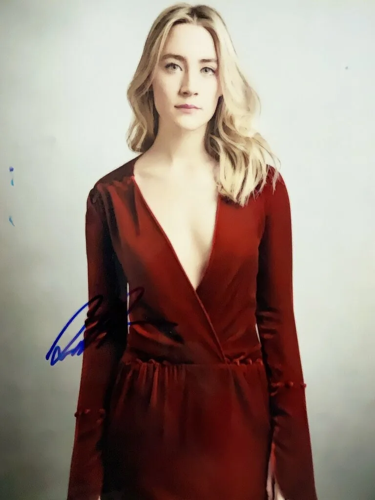 Saoirse Ronan — Saoirse Ronan signed 11x14 Photo - In Person. Lady Bird