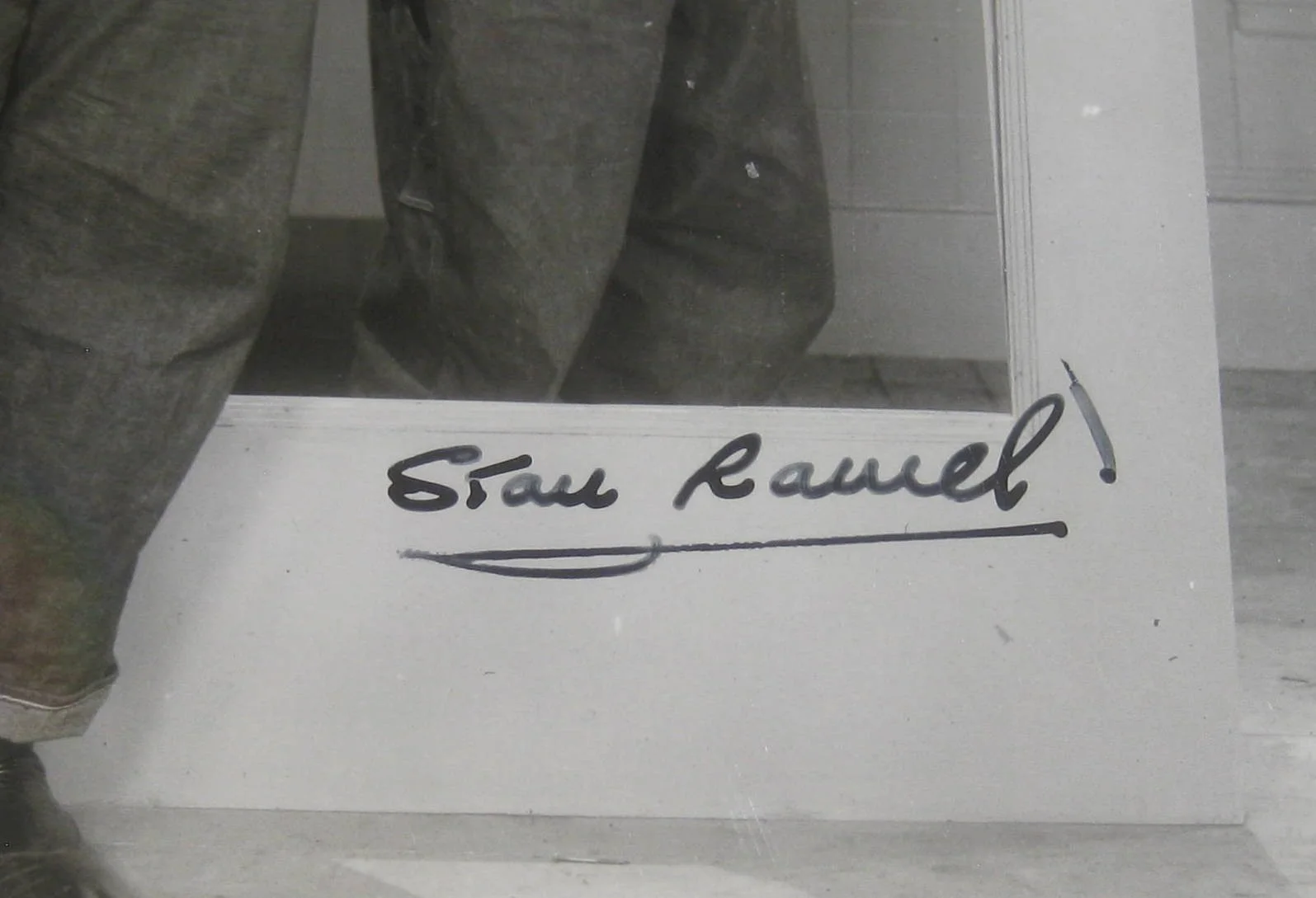 Stan Laurel — Stan Laurel Signed Autographed "Laurel & Hardy" Film Promo Photograph Framed, image 4