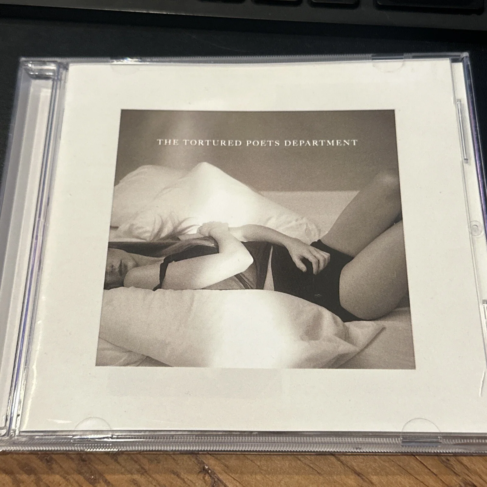 Taylor Swift The Tortured Poets Department CD + Signed Manuscript WITH HEART ❤️, изображение 3