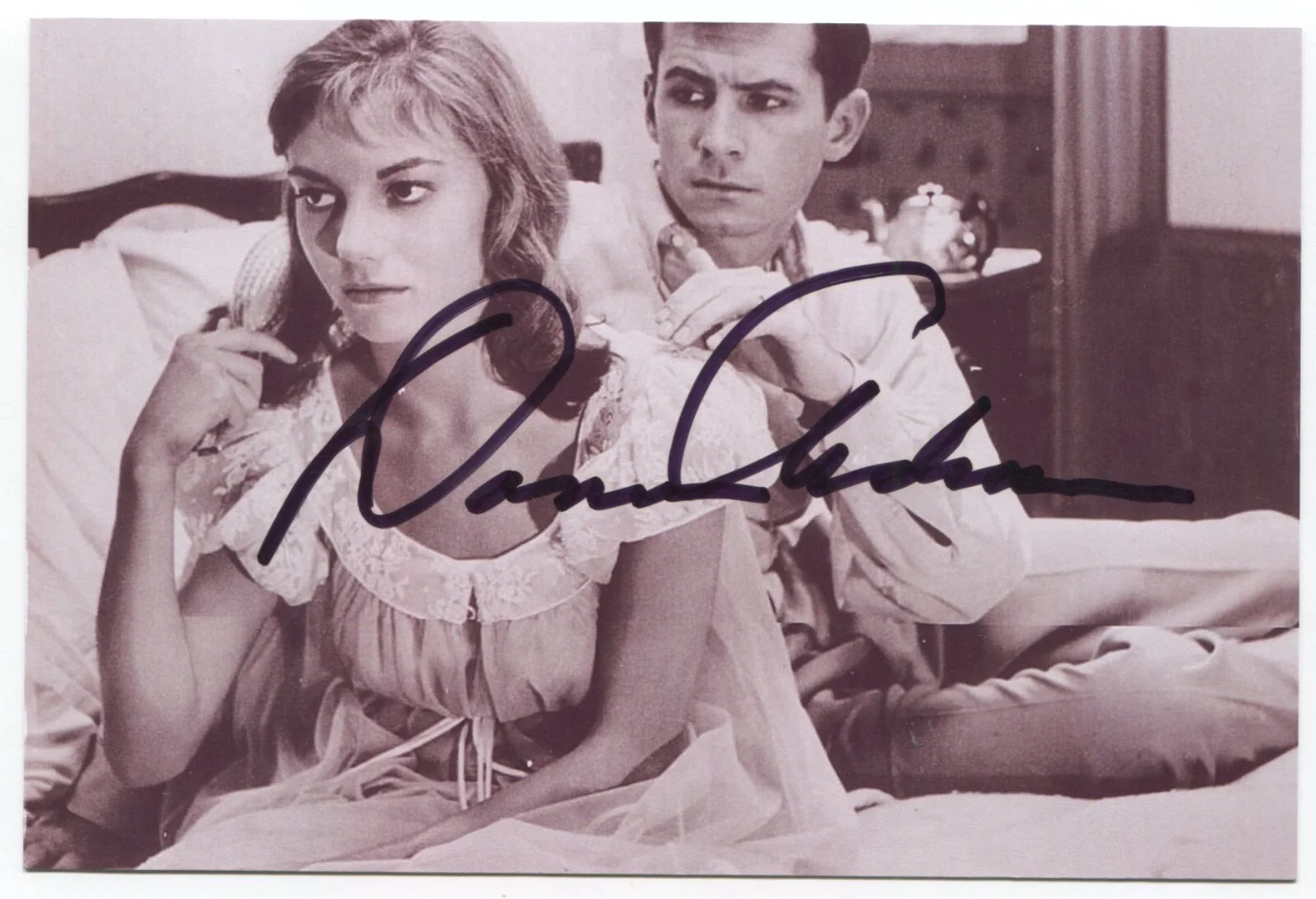 Donna Anderson — Donna Anderson Signed Photo Autographed Signature Actress On The Beach