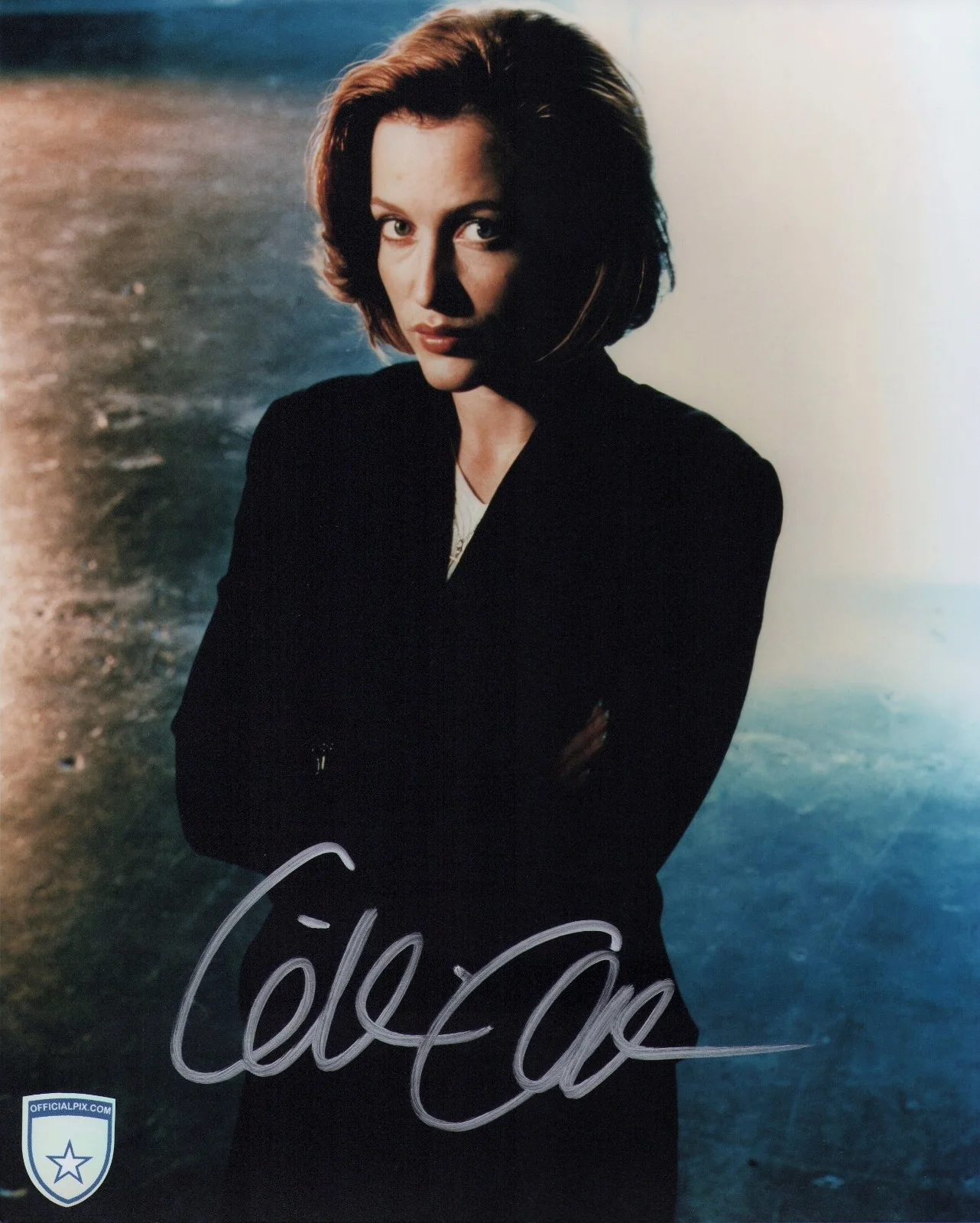 Gillian Anderson — Signed Gillian Anderson The X-Files Agent Dana Scully 8x10 w/ Official Pix COA
