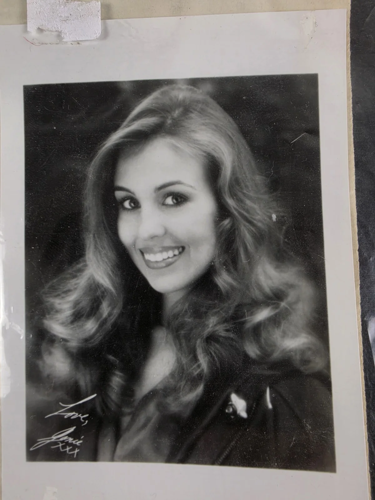 Vintage 1980s Signed Photo Of Genie Francis With Signed Letter, image 2