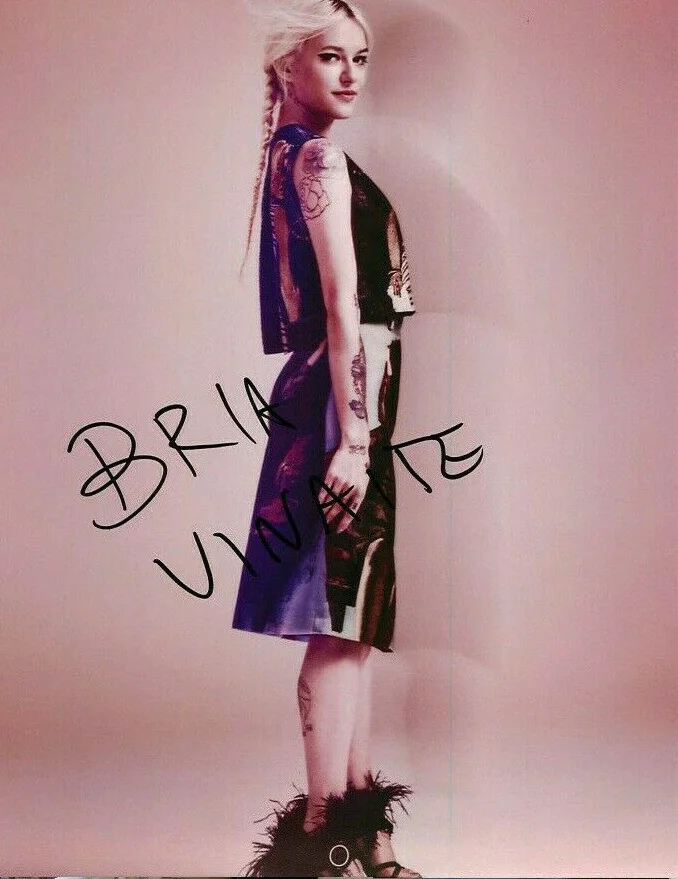 Bria Vinaite — Bria Vinaite Signed Autographed The Florida Project 8x10 Photo PROOF ACOA B, image 2