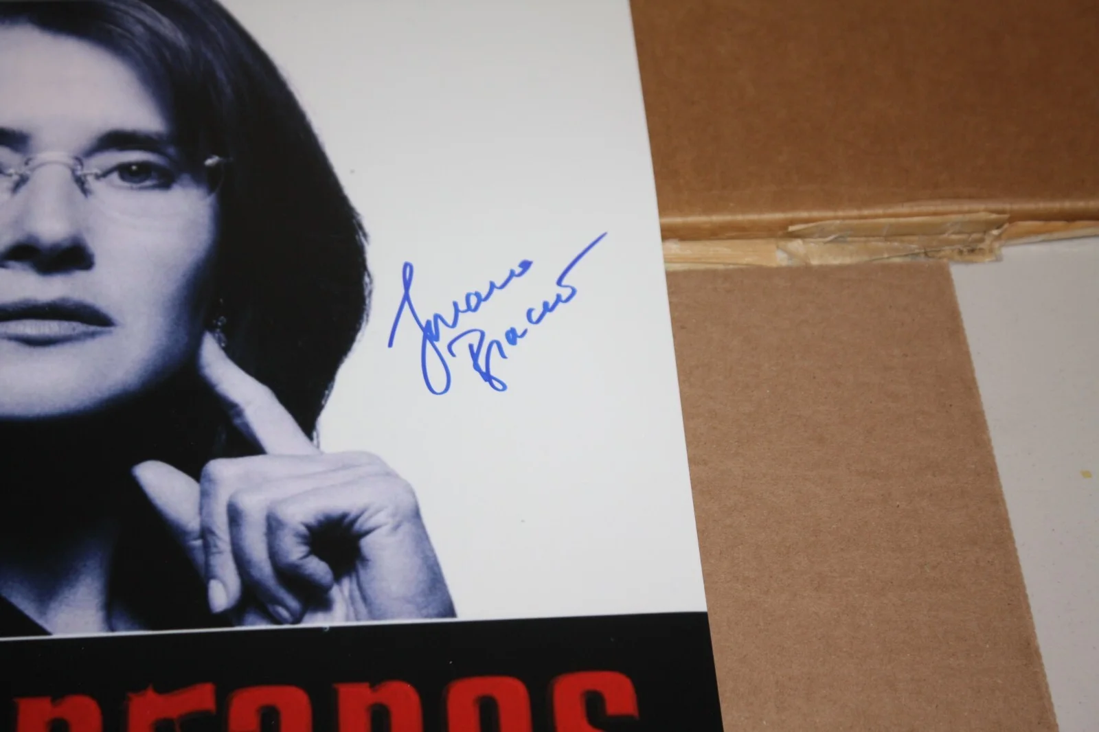 LORRAINE BRACCO — LORRAINE BRACCO Signed Sopranos 11x17 Autograph POSTER Photo "DR. MELFI" JSA, изображение 2