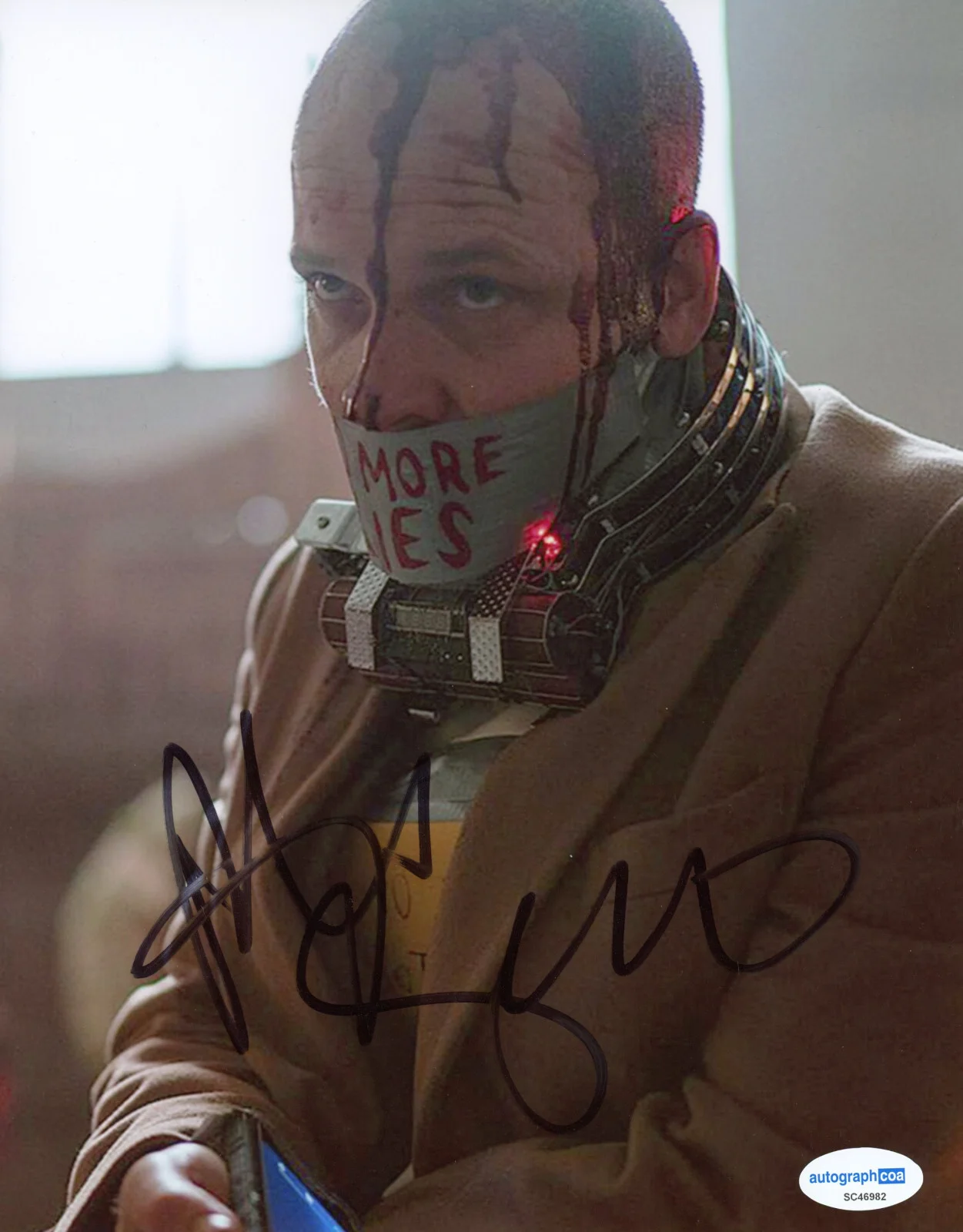 Peter Sarsgaard — Peter Sarsgaard Signed Autographed THE BATMAN COLSON 8x10 Photo EXACT Proof ACOA, image 2
