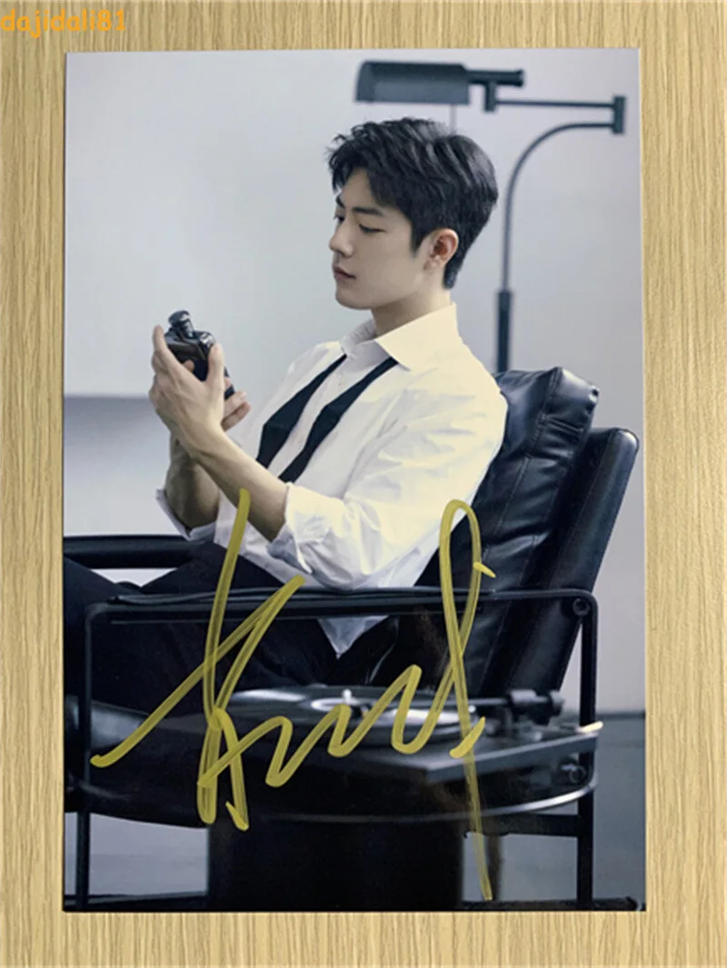 XIAO ZHAN — Original Hand Signed Xiao Zhan 肖战 Autographs 6'' Autographed Photo Fans Gift, изображение 2